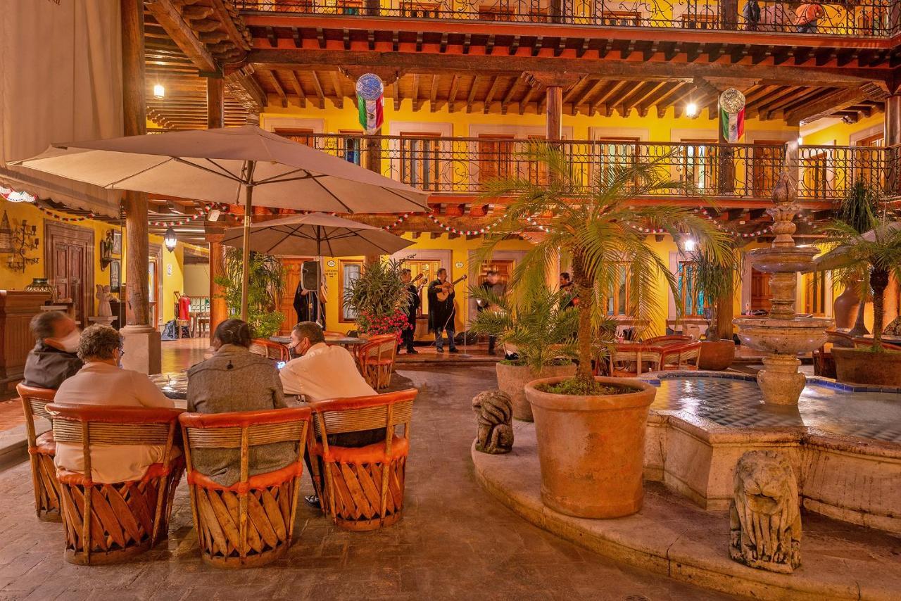 Hotel La Parroquia Pátzcuaro Buitenkant foto