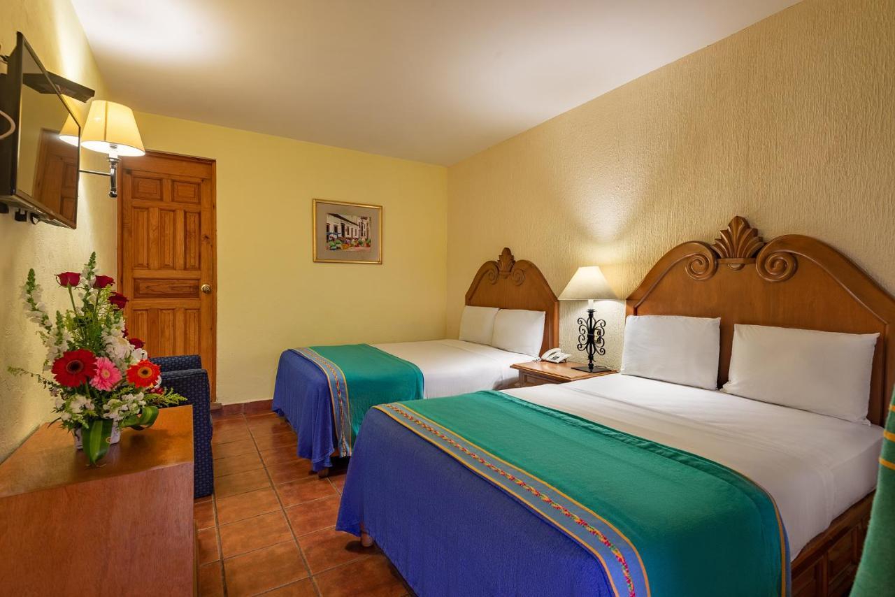 Hotel La Parroquia Pátzcuaro Buitenkant foto