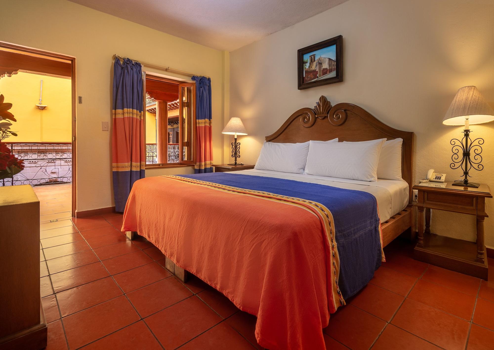 Hotel La Parroquia Pátzcuaro Buitenkant foto