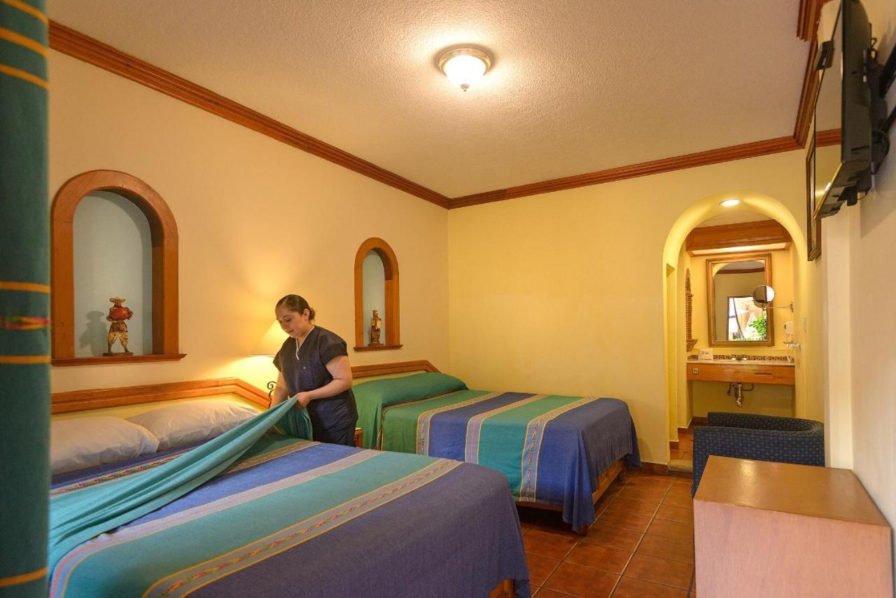 Hotel La Parroquia Pátzcuaro Buitenkant foto